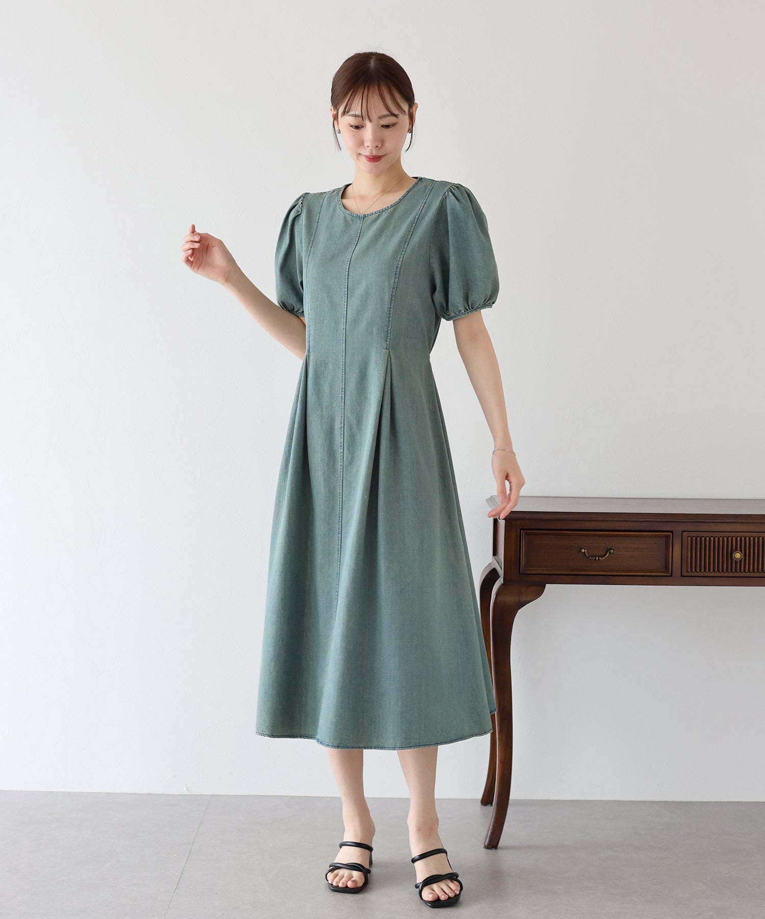 パフスリーブデニムワンピース