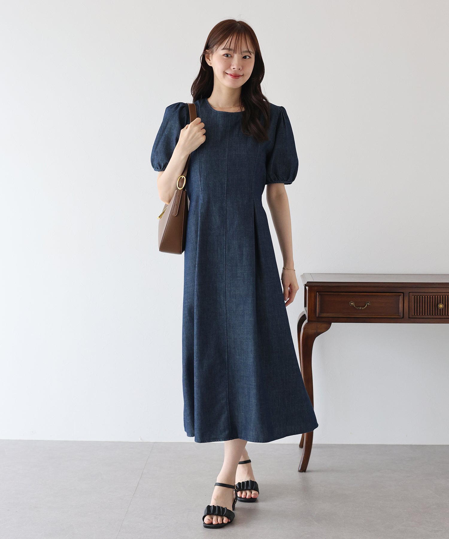 パフスリーブデニムワンピース