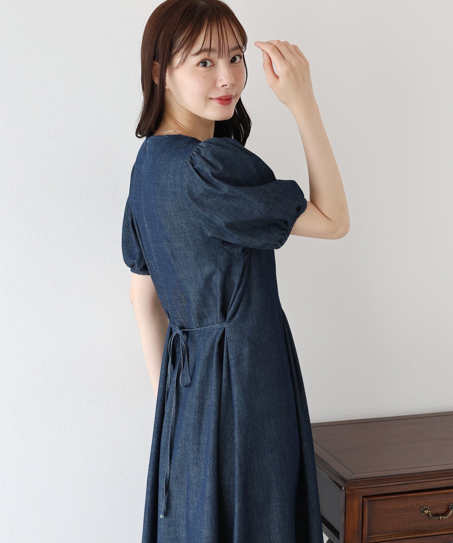 パフスリーブデニムワンピース