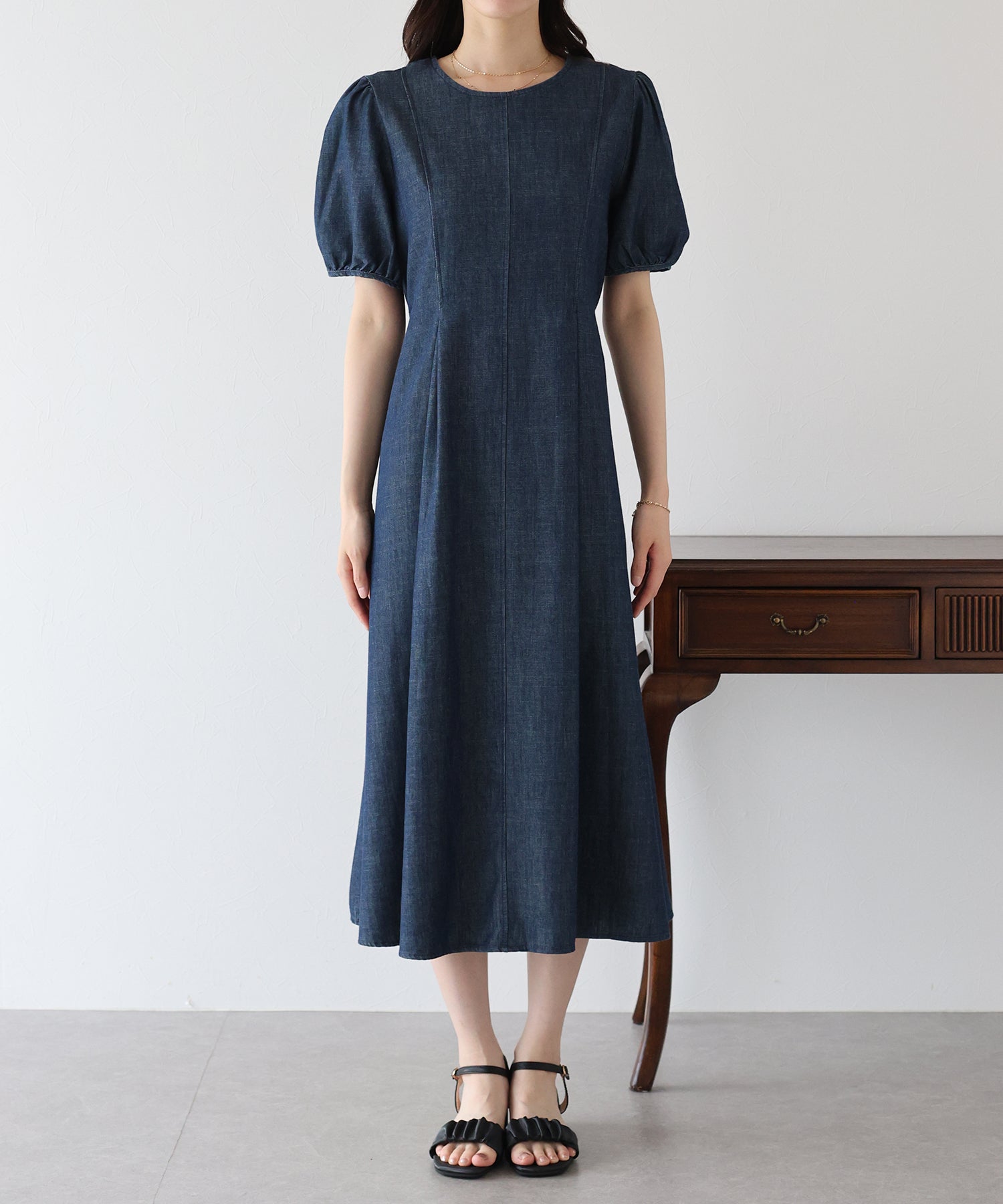 パフスリーブデニムワンピース