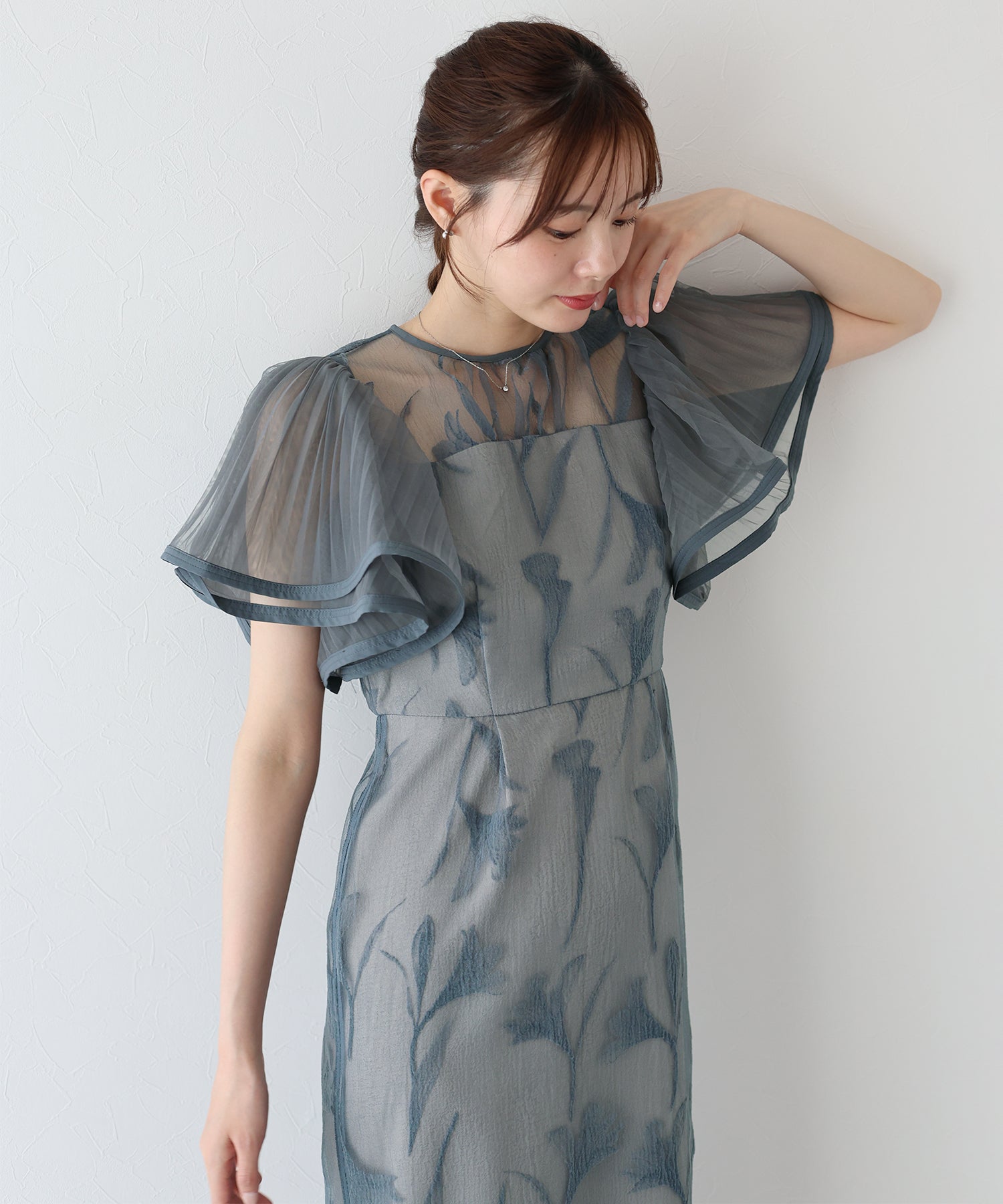 【TIME SALE】フリルスリーブフロッキードレス