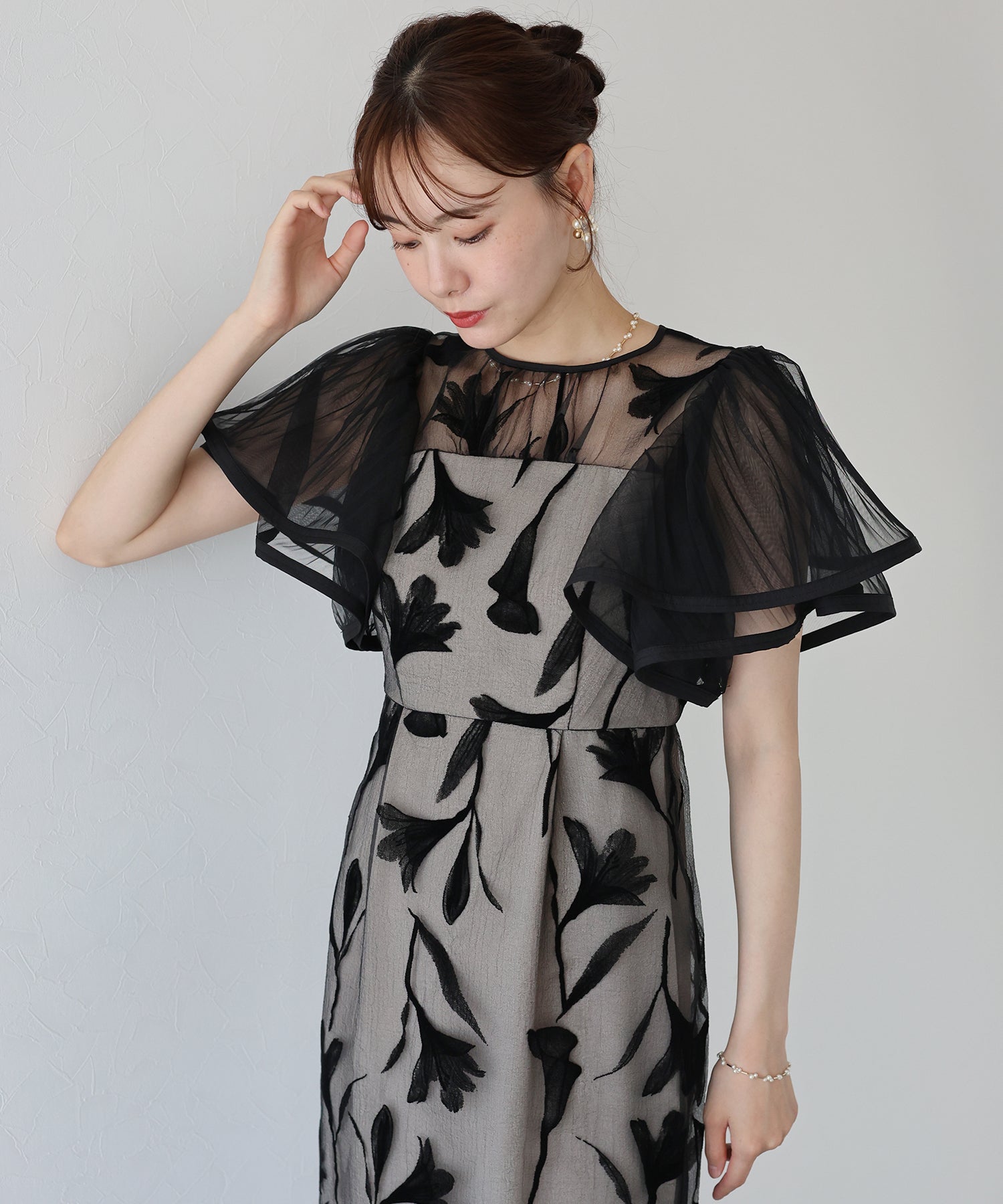 【TIME SALE】フリルスリーブフロッキードレス