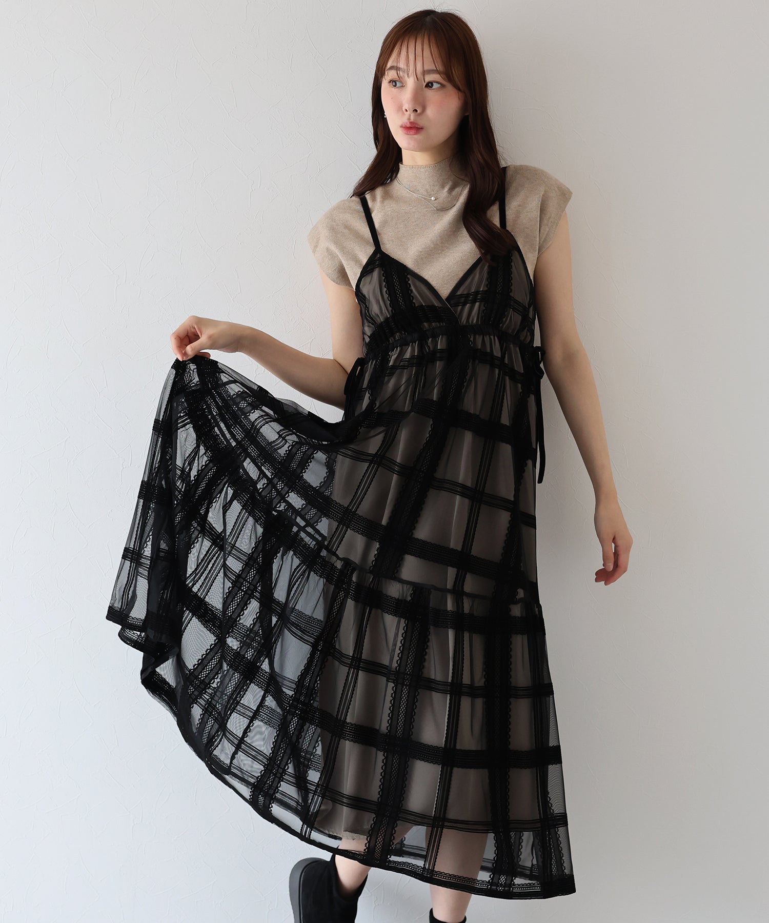 フロッキーチェックキャミワンピース