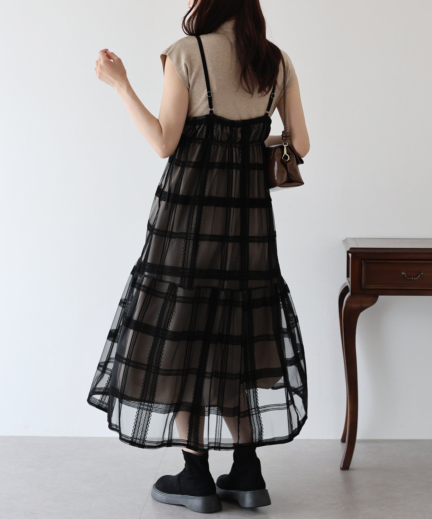 フロッキーチェックキャミワンピース