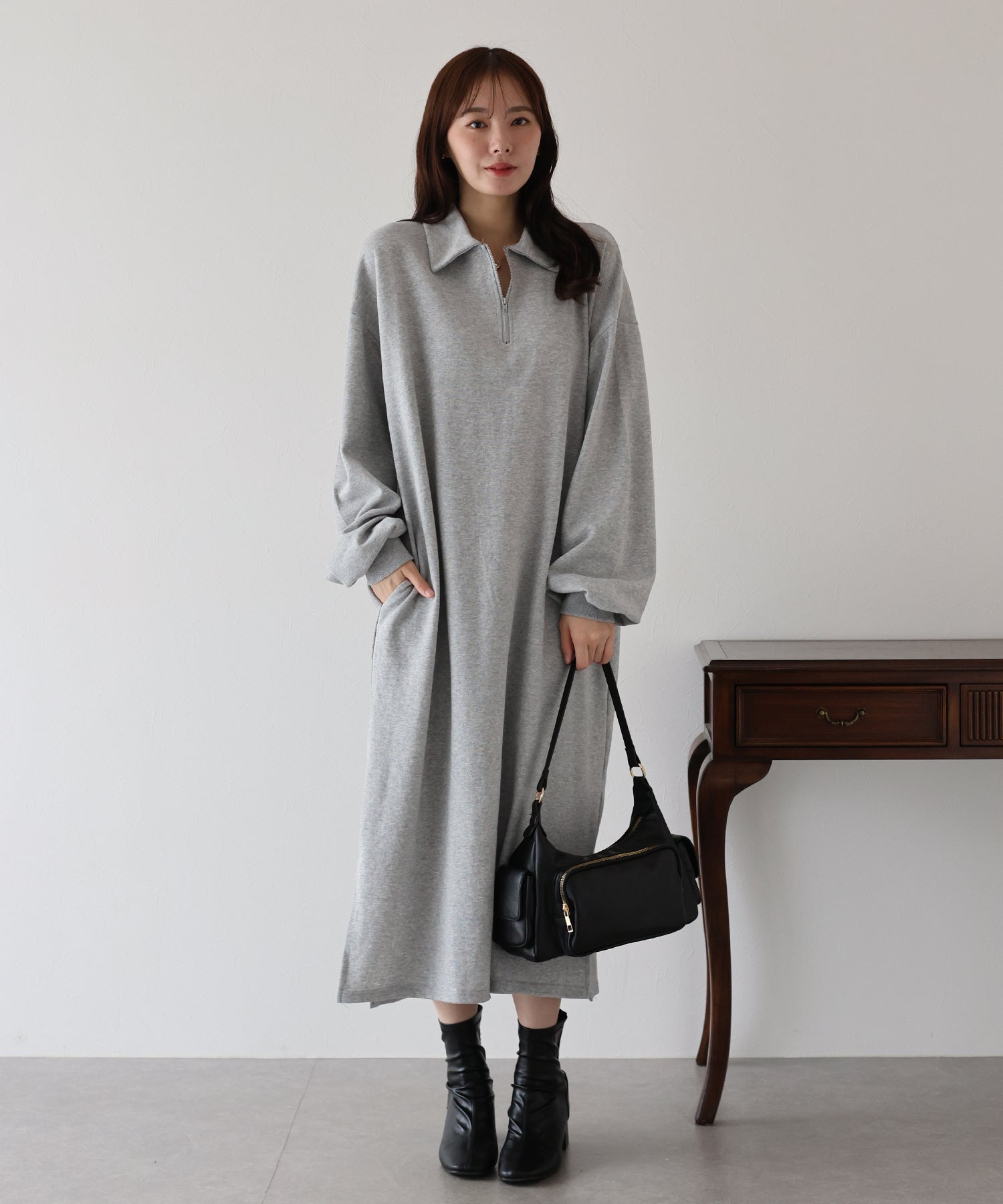 ハーフジップスウェットワンピース