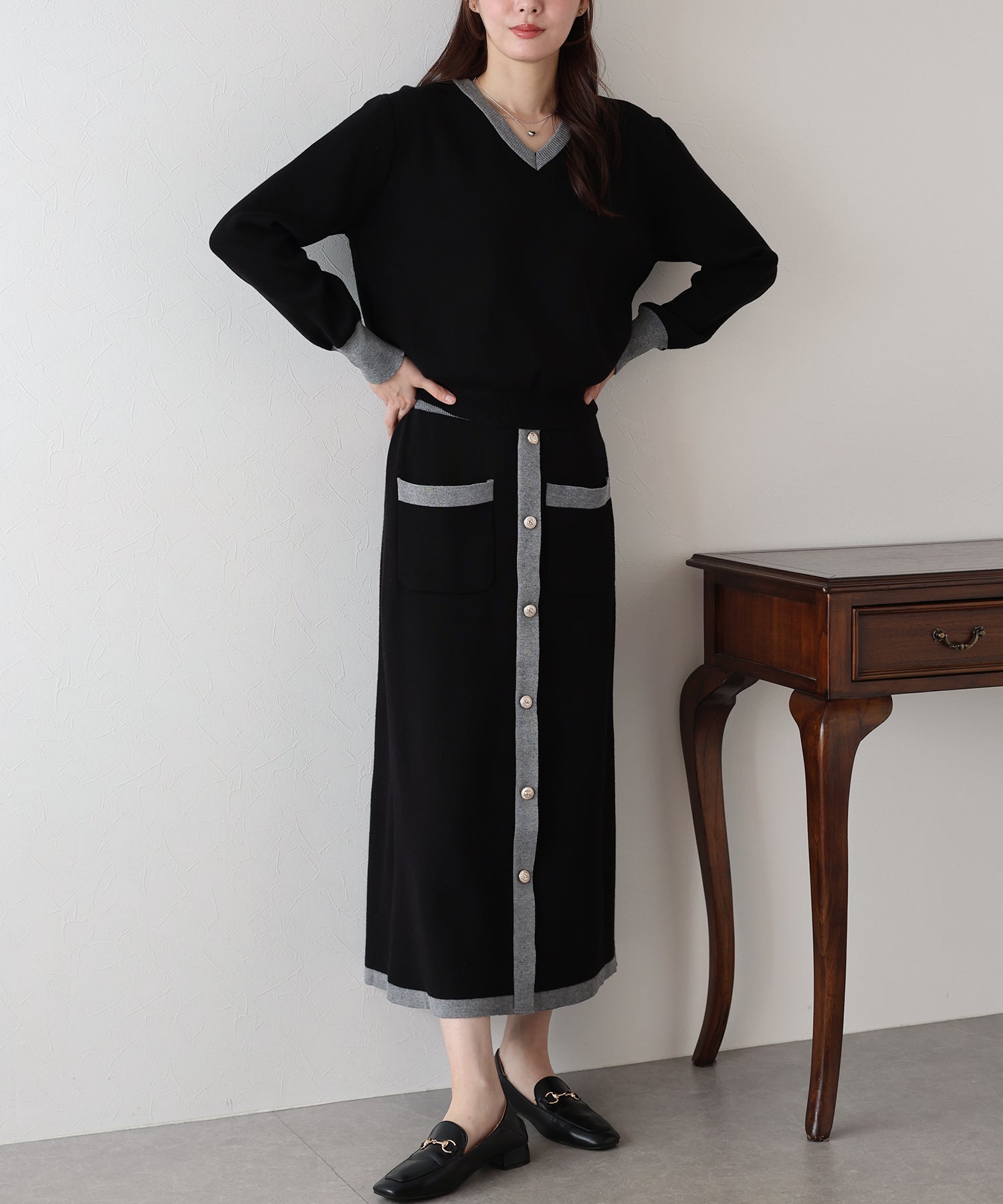 【TIME SALE】配色Vネックニット&スカート セットアップ