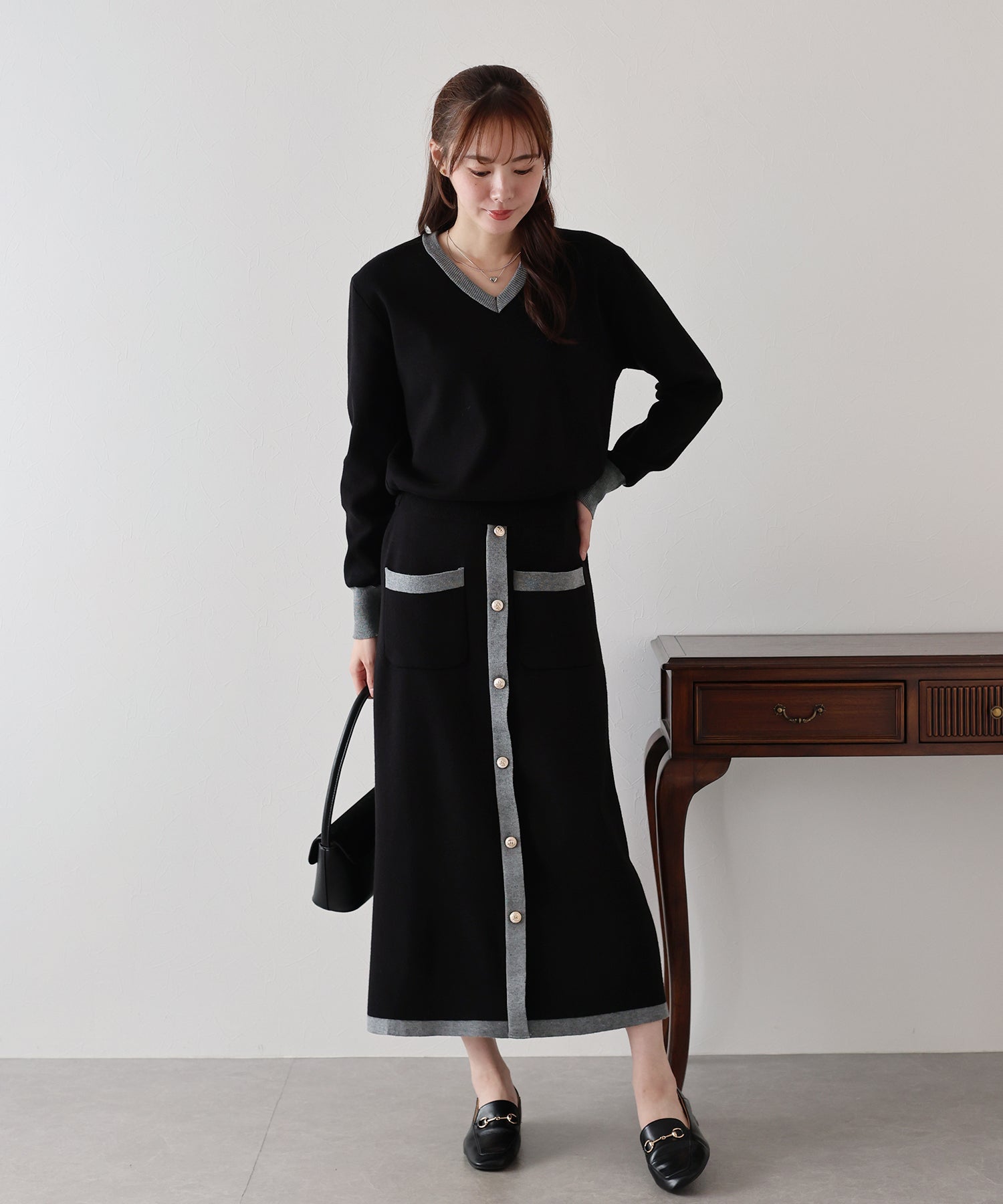 【TIME SALE】配色Vネックニット&スカート セットアップ