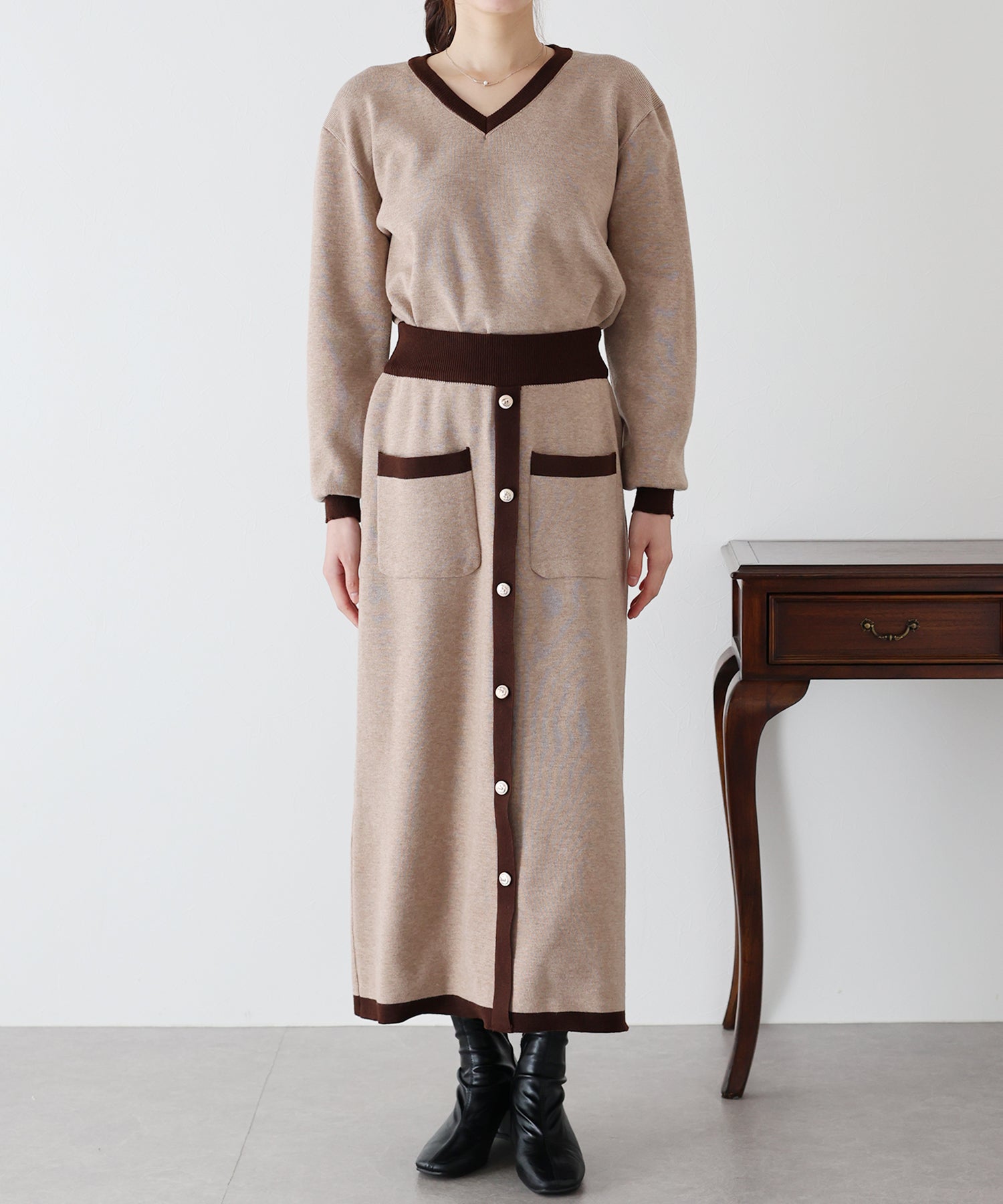 【TIME SALE】配色Vネックニット&スカート セットアップ