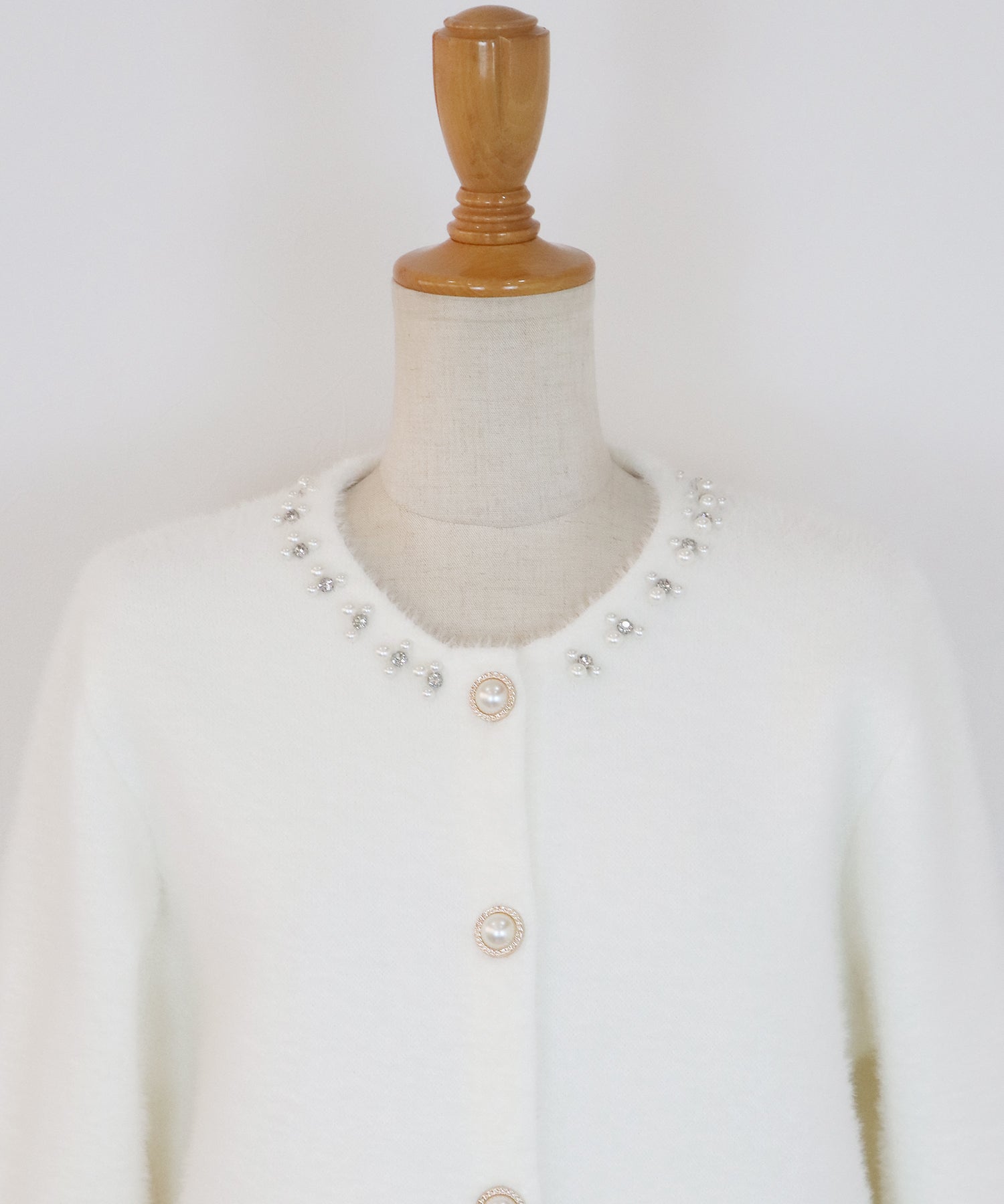 袖ファーパールビジュージャケット