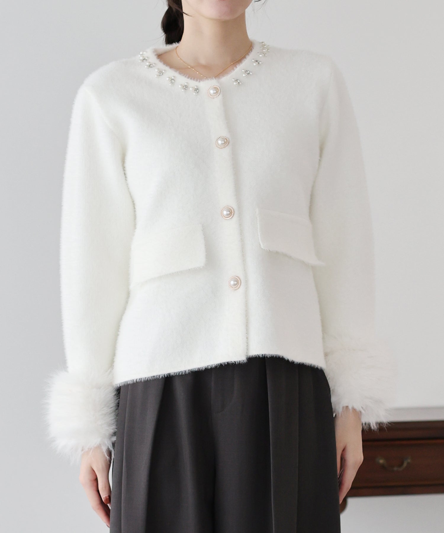 袖ファーパールビジュージャケット
