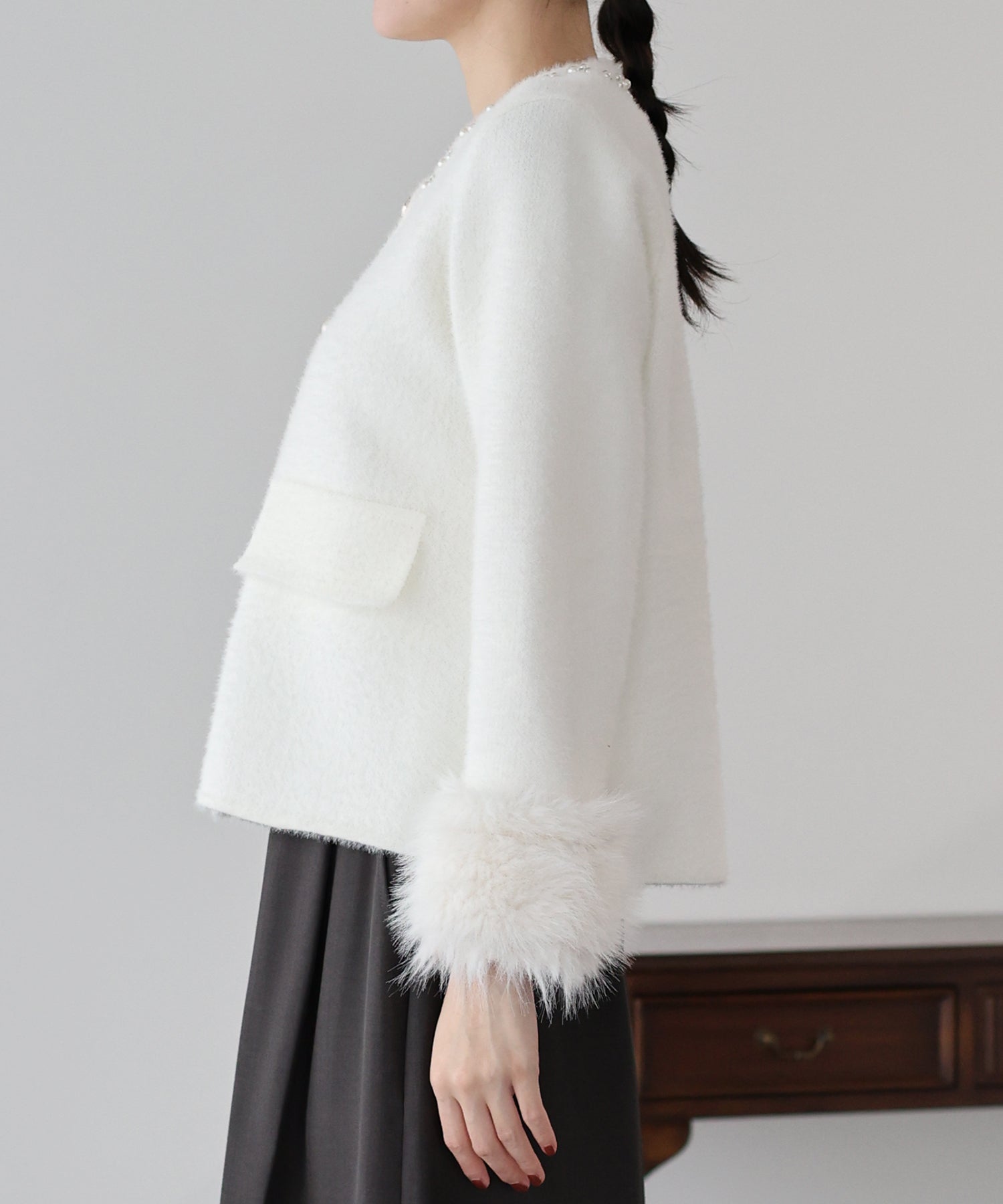 袖ファーパールビジュージャケット
